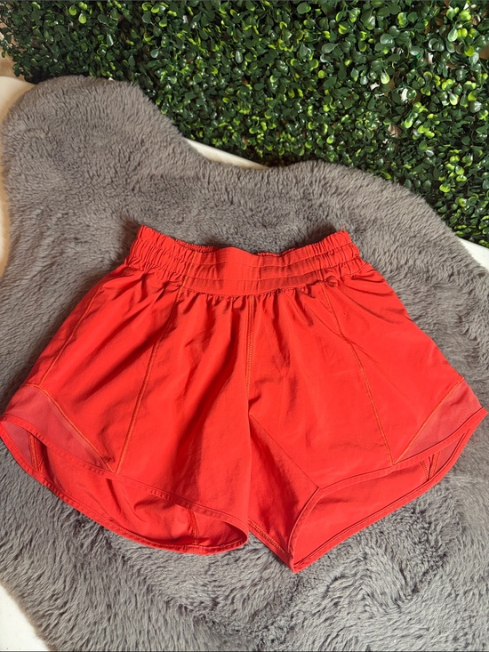 lululemon athletica Pants - lululemon athletica Women's Bright Red Athletic Hotty Hot 4” Shorts Size 2